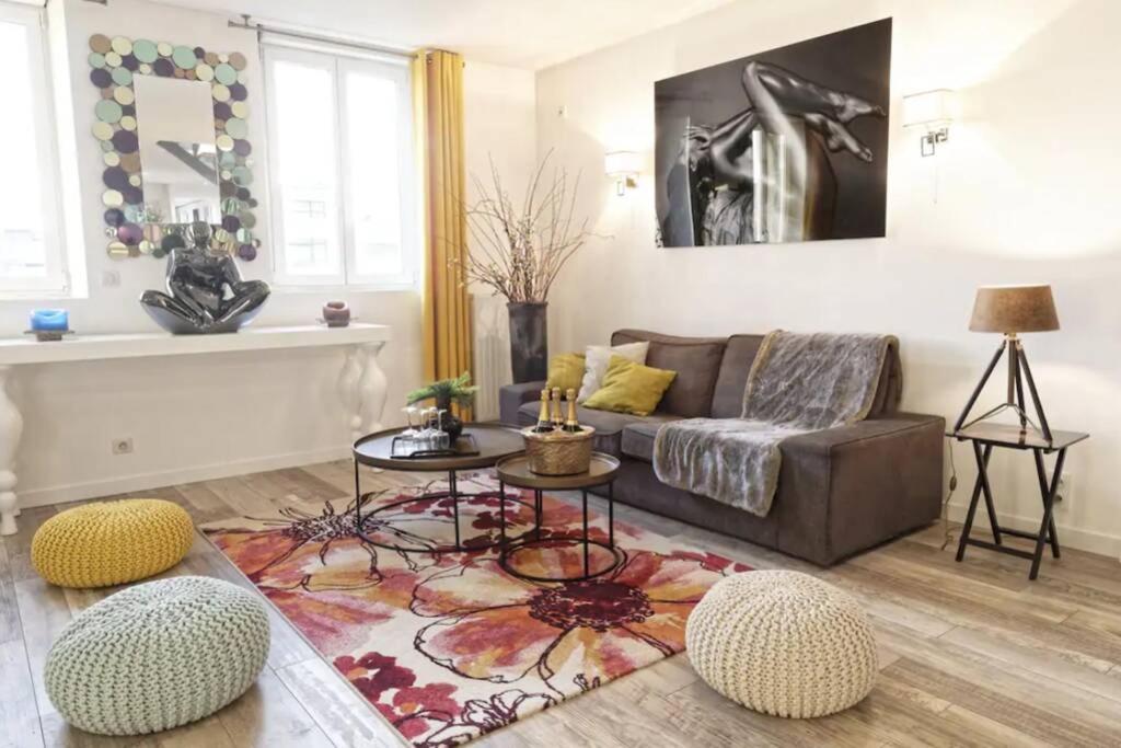 Reims Centre : Appartement Lumineux Et Atypique 46, Place D'Erlon ภายนอก รูปภาพ